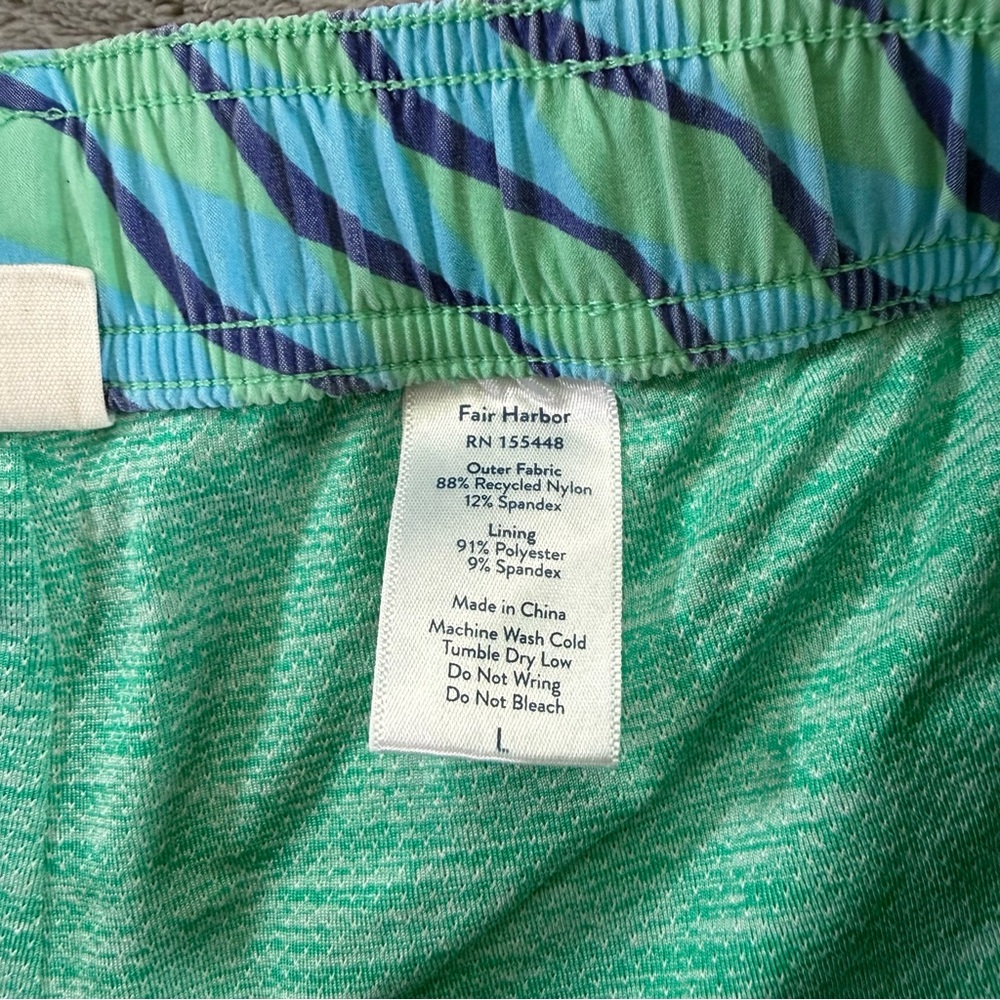 Fair Harbor Mens Bungalow Swim Trunks Bright Geometric Print Large - Picture 2 of 2
